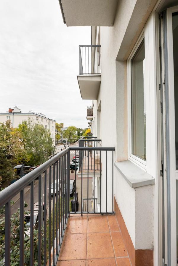 Plac Wilsona Comfy Apartment وارسو المظهر الخارجي الصورة